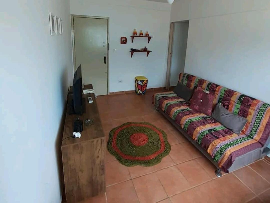 Apartamento inteiro em Peruíbe no centro, próx a praia Exterior foto